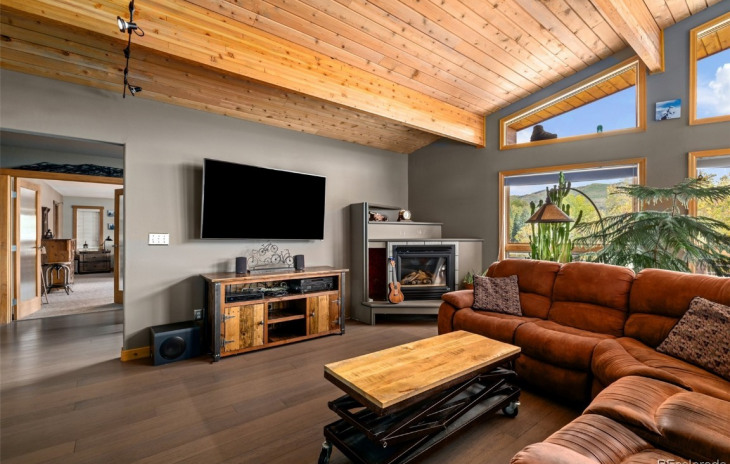 1250 Bob Adams Drive Photo