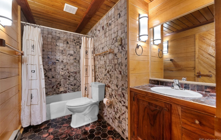 2990 Laurel Lane Photo