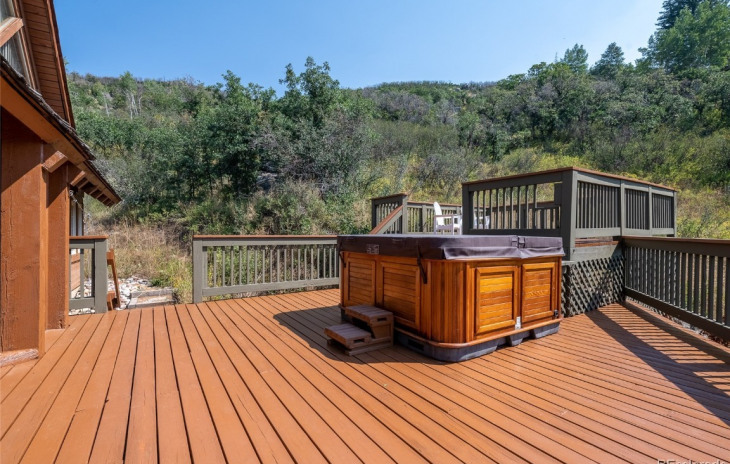 2990 Laurel Lane Photo
