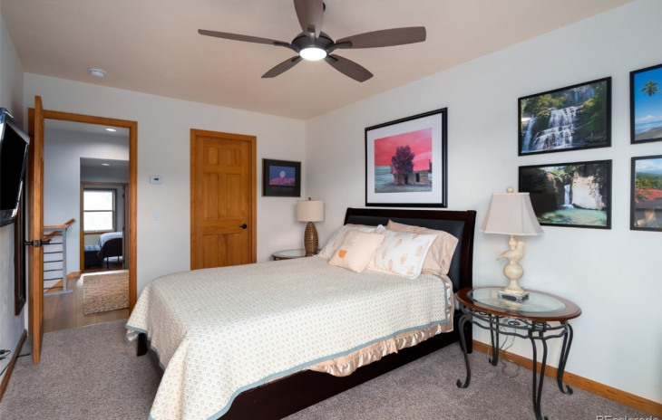 1885 Hunters Drive Photo