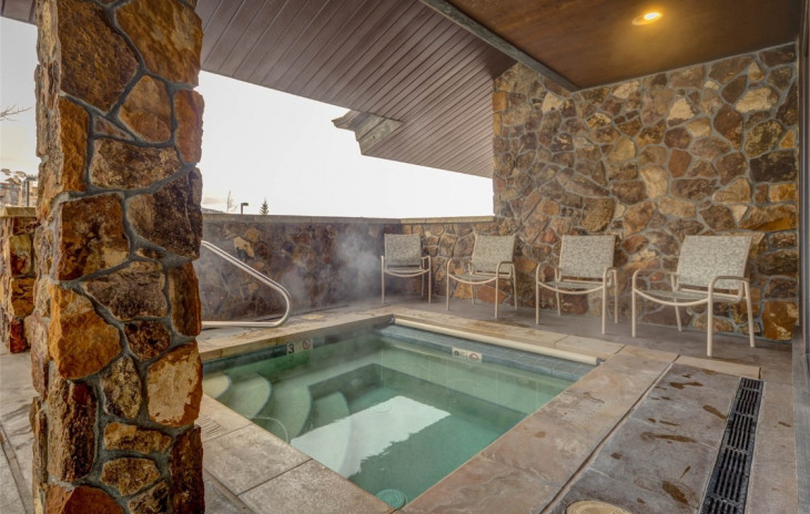 2420 Ski Trail Lane Photo