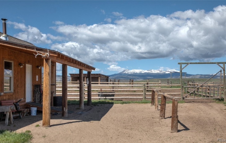 10185 State Highway 131 Photo