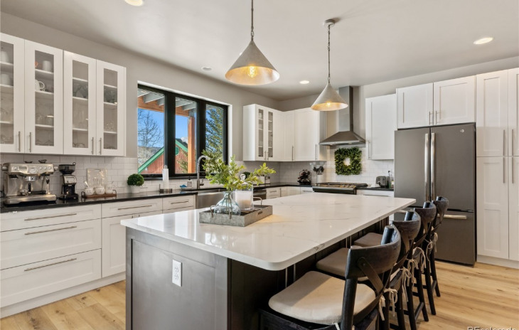 1647 Red Hawk Court Photo