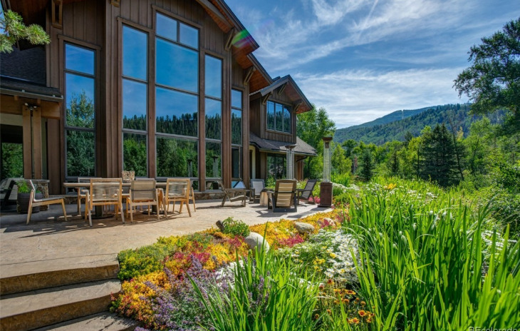 2847 Whitewater Lane Photo