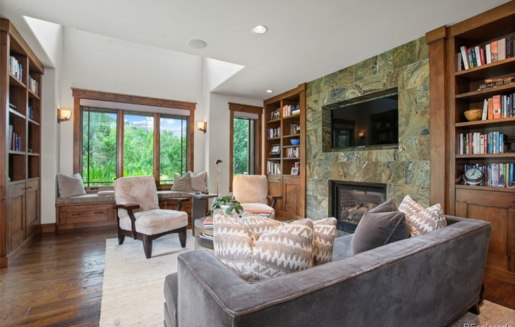 2847 Whitewater Lane Photo