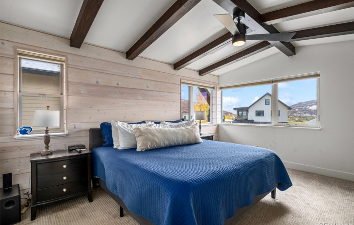 1889 Sunlight Drive Photo