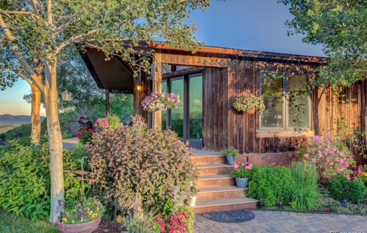 25305 Bella Vista Circle Photo