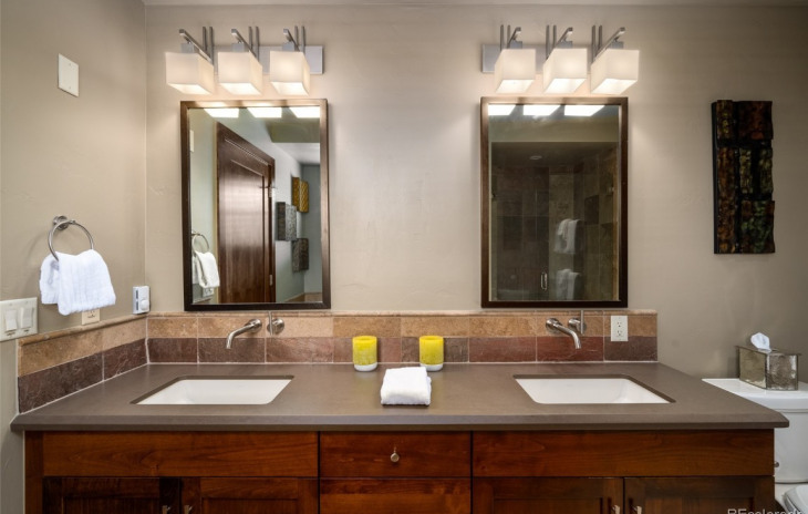 700 Yampa Street Photo