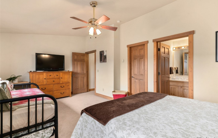 3452 Spring Valley Drive Photo