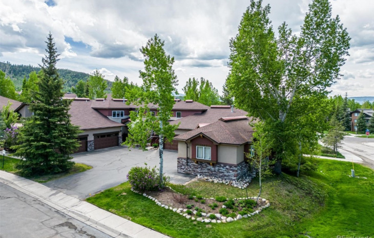 1502 Cascade Drive Photo