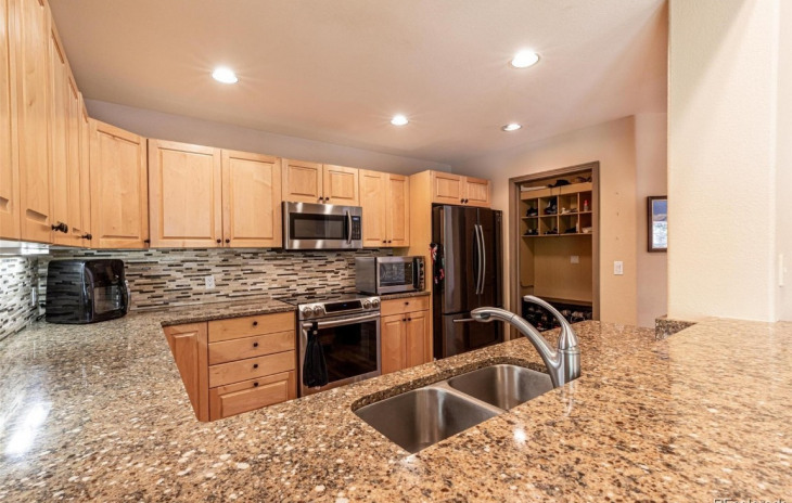 1502 Cascade Drive Photo