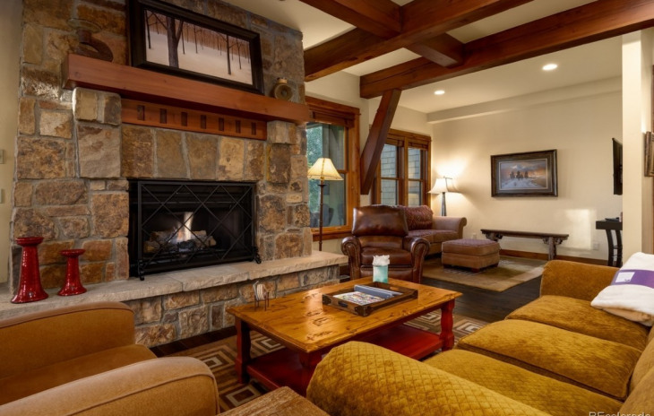 2081 Indian Summer Drive Photo