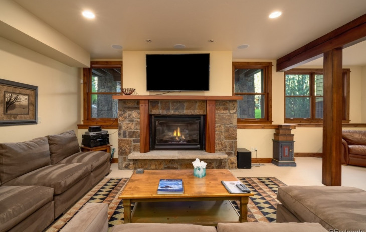 2081 Indian Summer Drive Photo