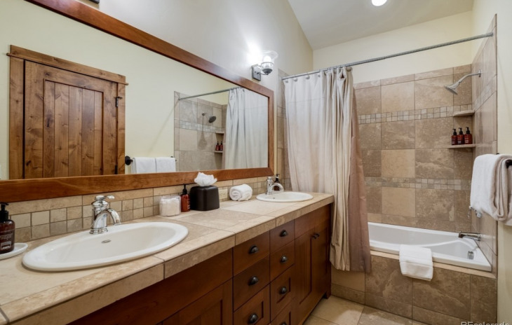 2081 Indian Summer Drive Photo
