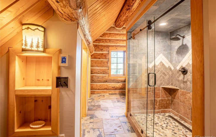 27300 Beaver Creek Trail Photo