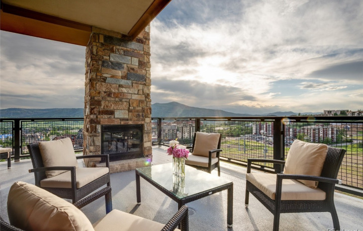 2410 Ski Trail Lane Photo