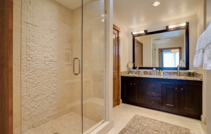 2410 Ski Trail Lane Photo