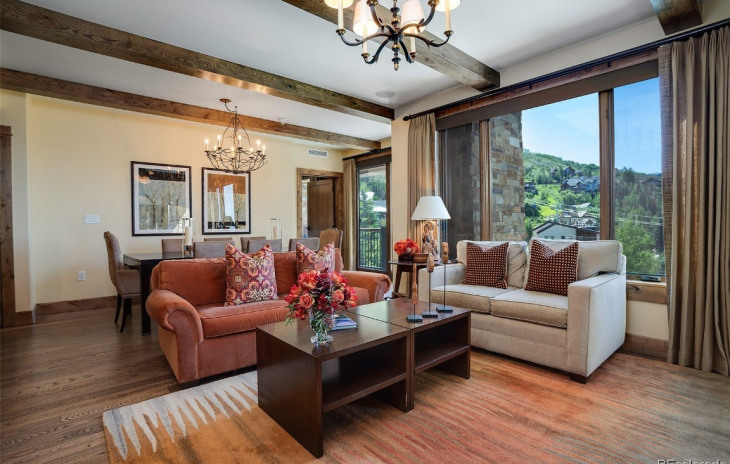 2410 Ski Trail Lane Photo