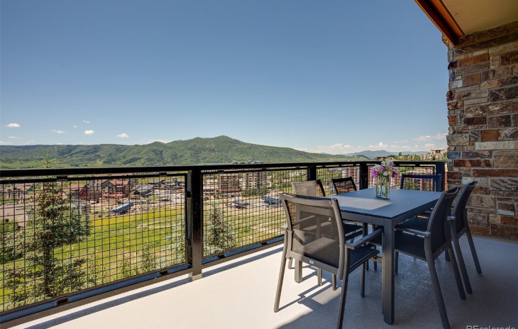 2410 Ski Trail Lane Photo