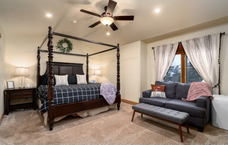 3461 Spring Valley Drive Photo