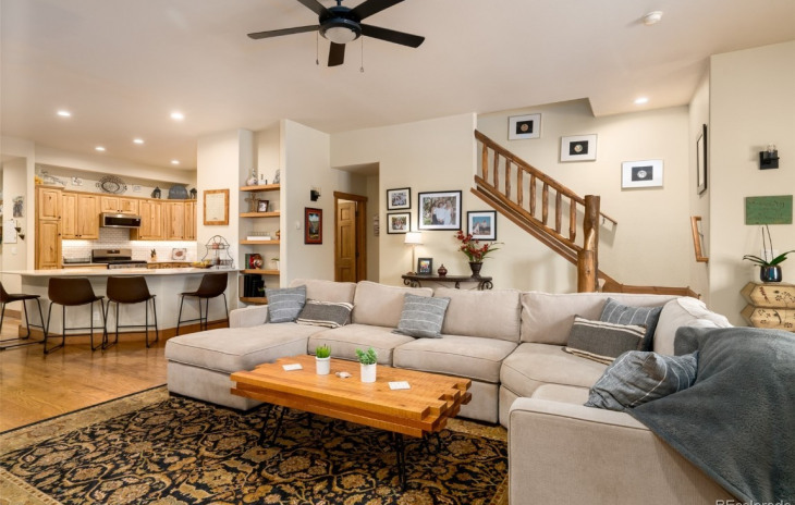3461 Spring Valley Drive Photo