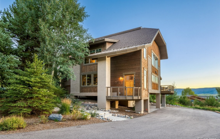 2490 Val Disere Circle Photo