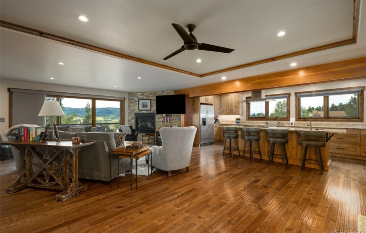 2490 Val Disere Circle Photo