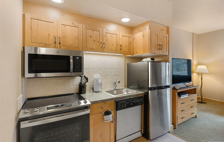 2300 Mount Werner Circle Photo