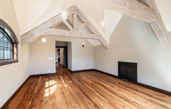26050 Henderson Park Road Photo