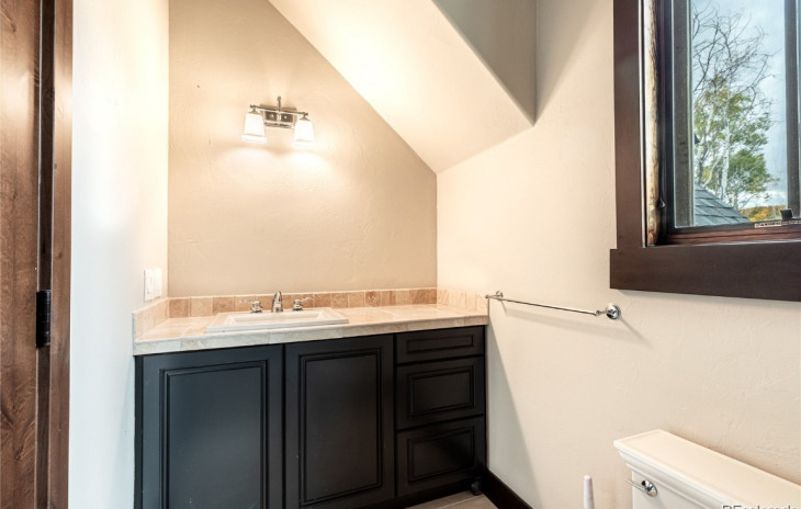 26050 Henderson Park Road Photo