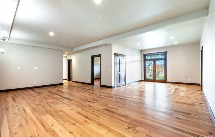 26050 Henderson Park Road Photo
