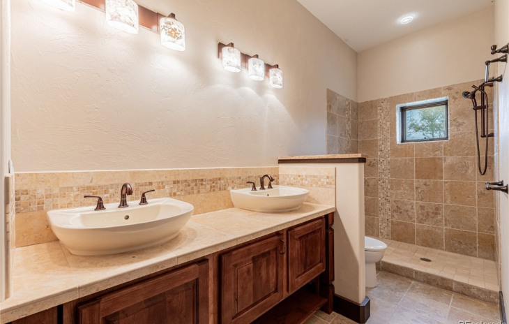 26050 Henderson Park Road Photo
