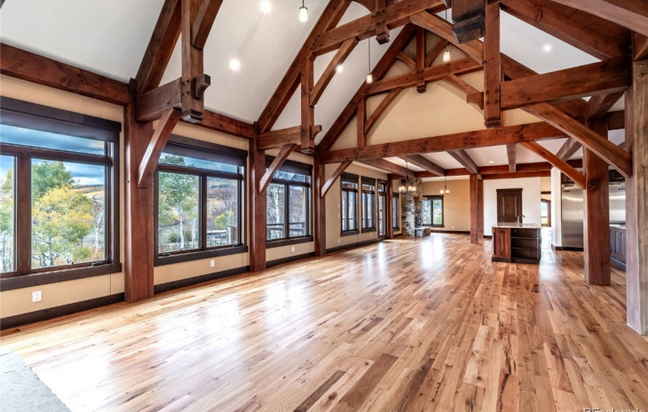 26050 Henderson Park Road Photo