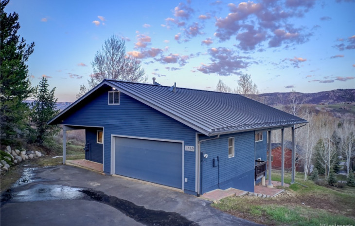 1759 Brome Drive Photo