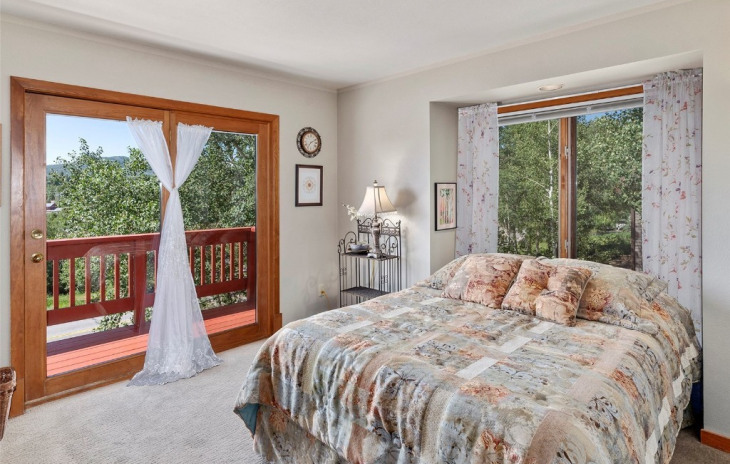 663 Amethyst Drive Photo