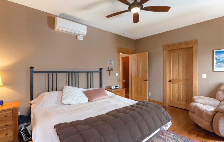 1927 Spinnaker Lane Photo