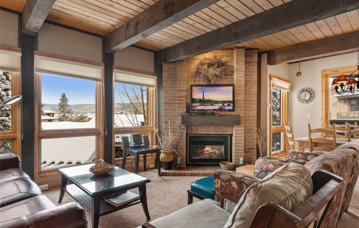 2700 Village Drive Photo