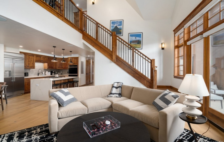 2525 Village Drive Photo