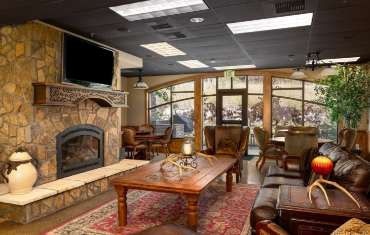 2525 Village Drive Photo