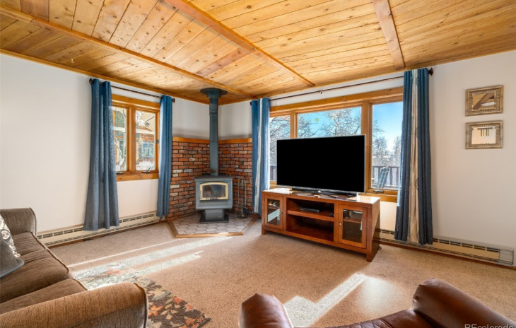 1830 Alexandre Way Photo