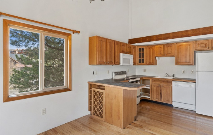 1375 Walton Creek Road Photo