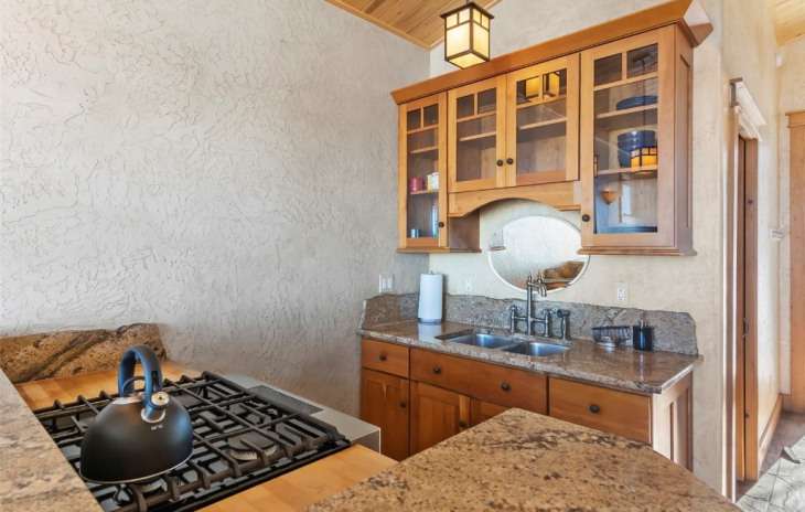 22015 Whitewood Drive Photo