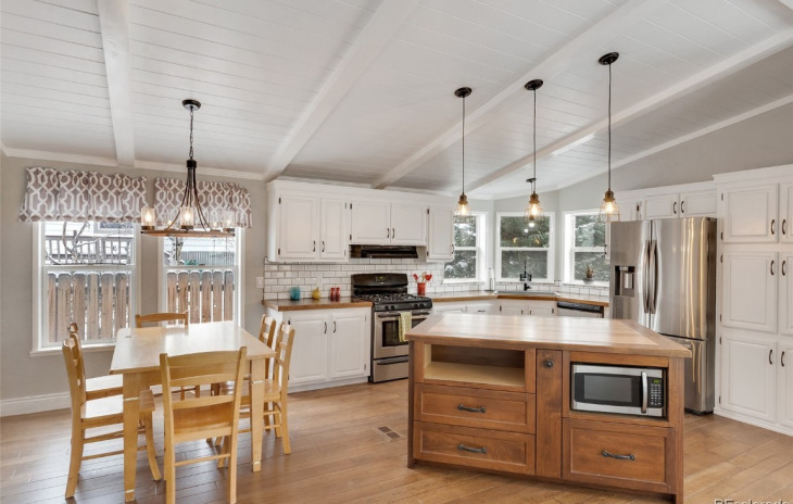 1360 Indian Trail Photo