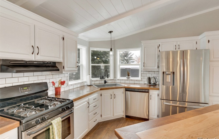 1360 Indian Trail Photo