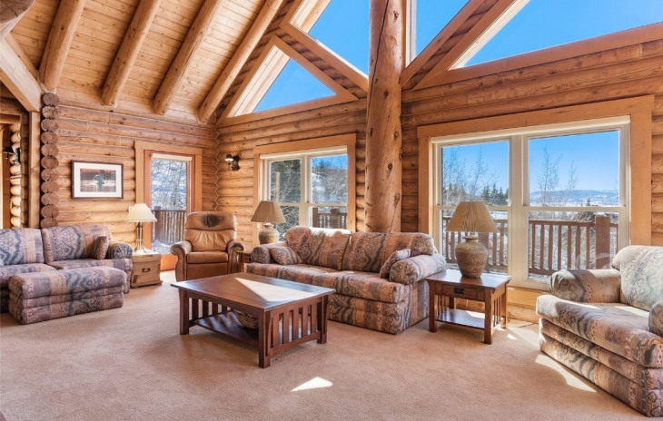 2885 Ski Trail Lane Photo