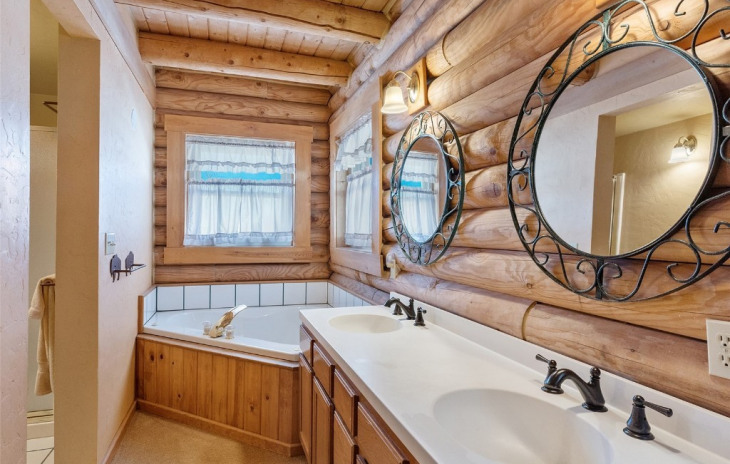 2885 Ski Trail Lane Photo