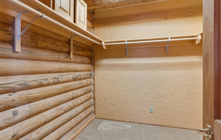 2885 Ski Trail Lane Photo
