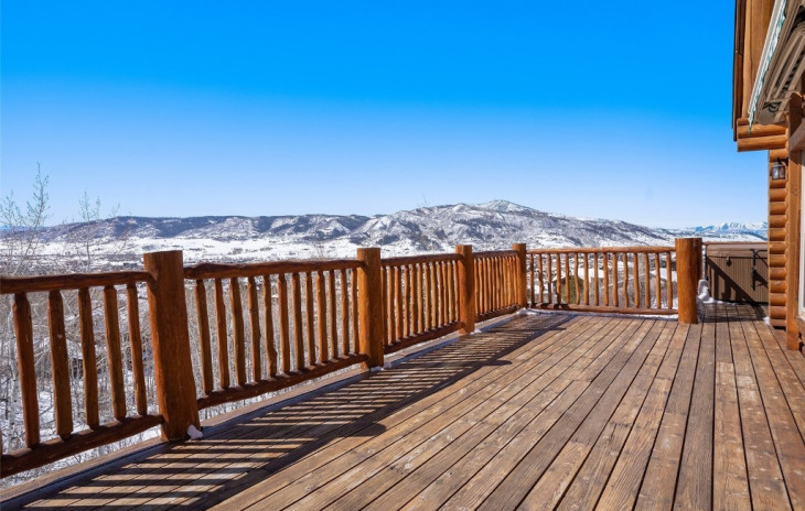 2885 Ski Trail Lane Photo