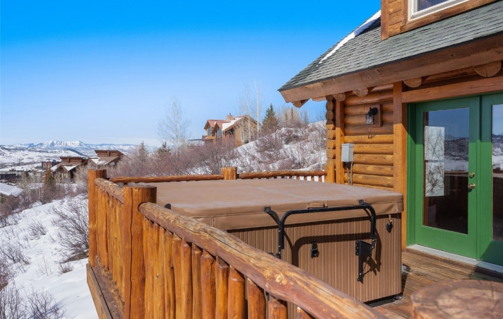 2885 Ski Trail Lane Photo