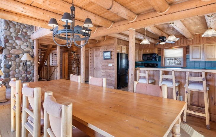 2885 Ski Trail Lane Photo